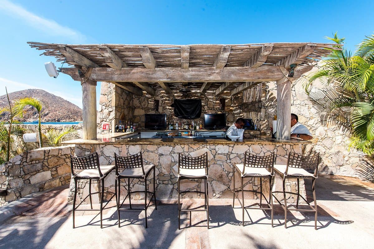 Pool bar at Hacienda Beach Club